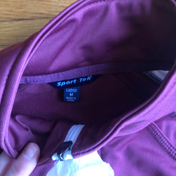 Women’s Maroon Sport Tek Zip-up Size Medium - Picture 2 of 4